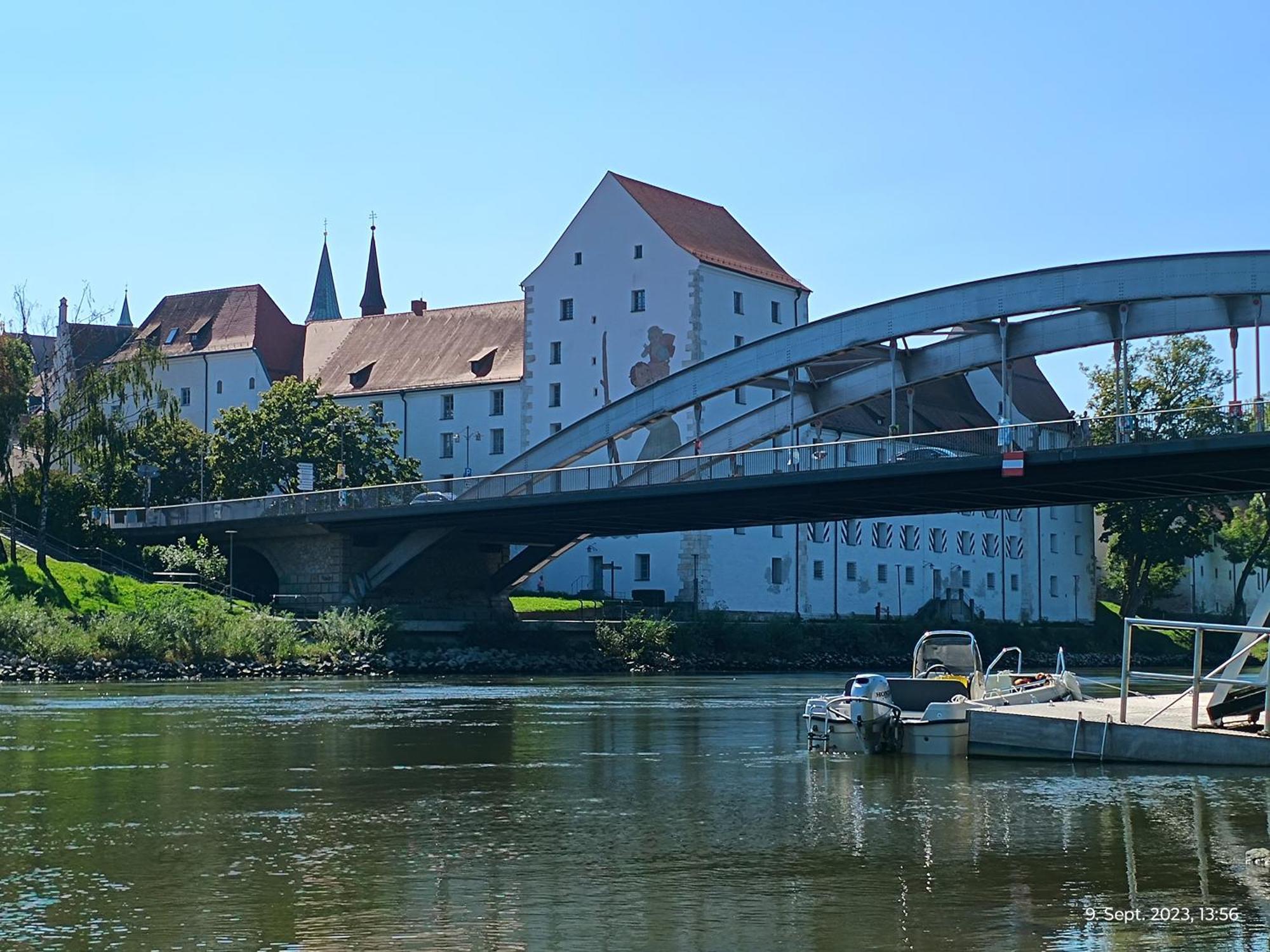 G.A.D.D Ferienwohnung/Glueck An Der Donau 施特劳宾 外观 照片