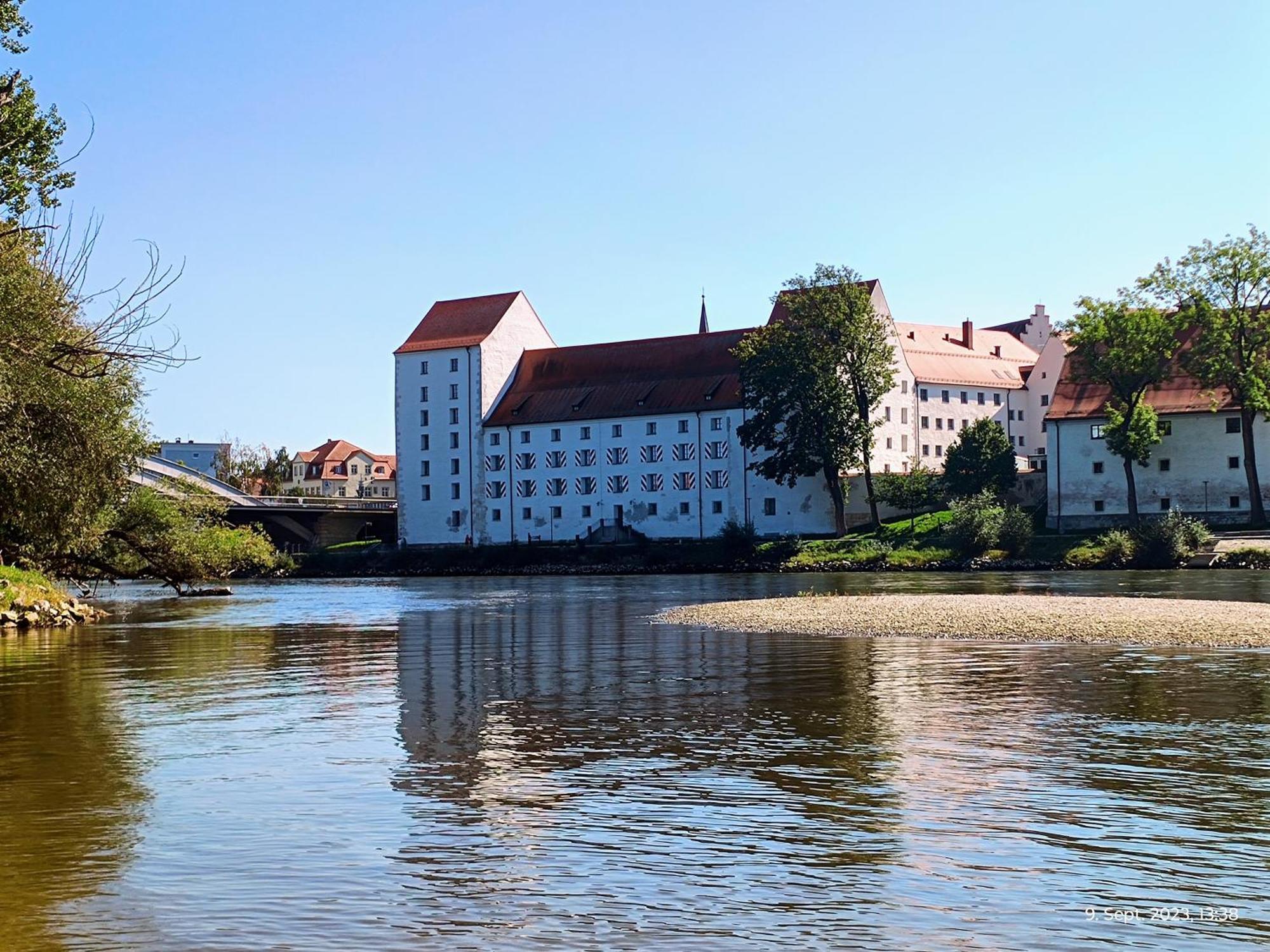G.A.D.D Ferienwohnung/Glueck An Der Donau 施特劳宾 外观 照片