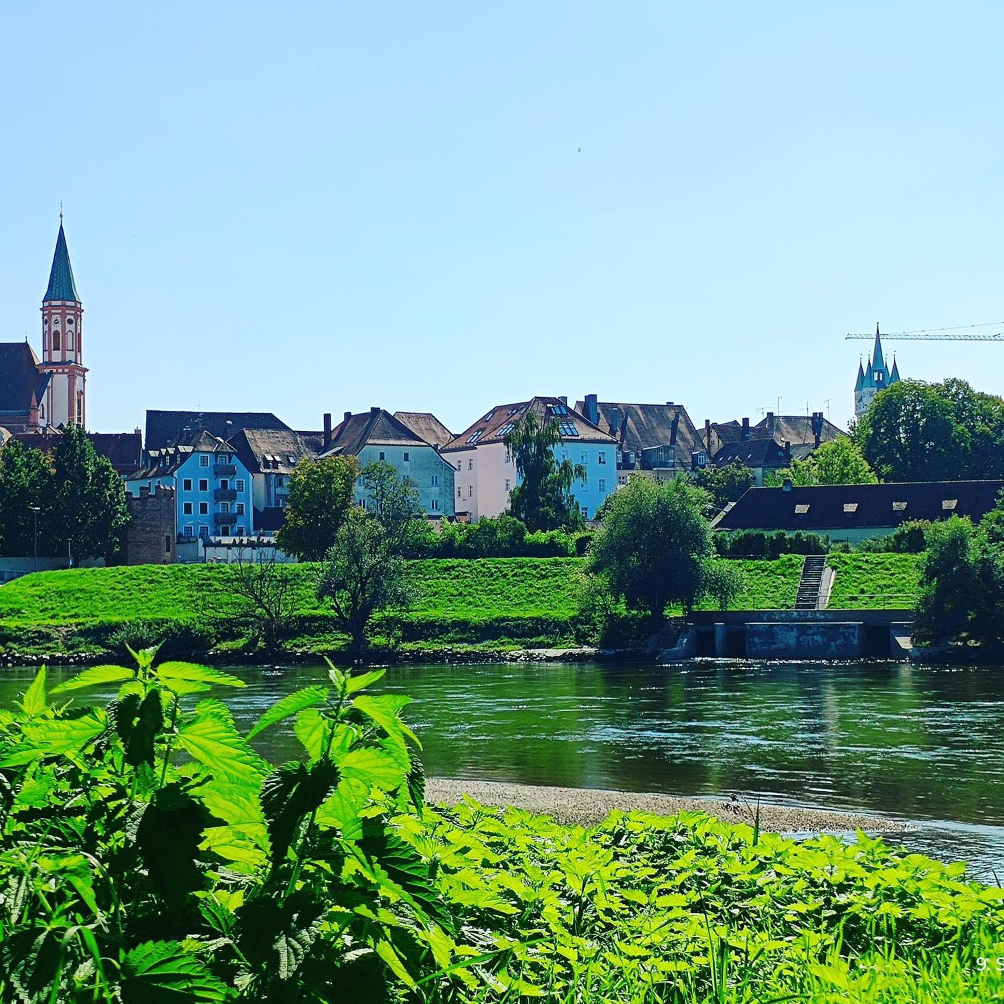 G.A.D.D Ferienwohnung/Glueck An Der Donau 施特劳宾 外观 照片